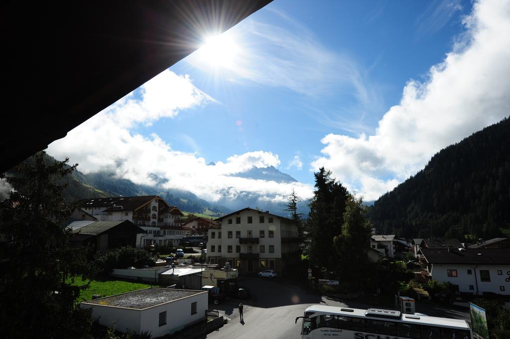 Hotel Garni Lamm Nauders Oda fotoğraf